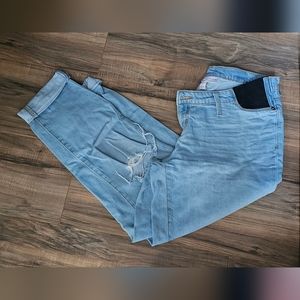 Light wash boyfriend maternity jeans